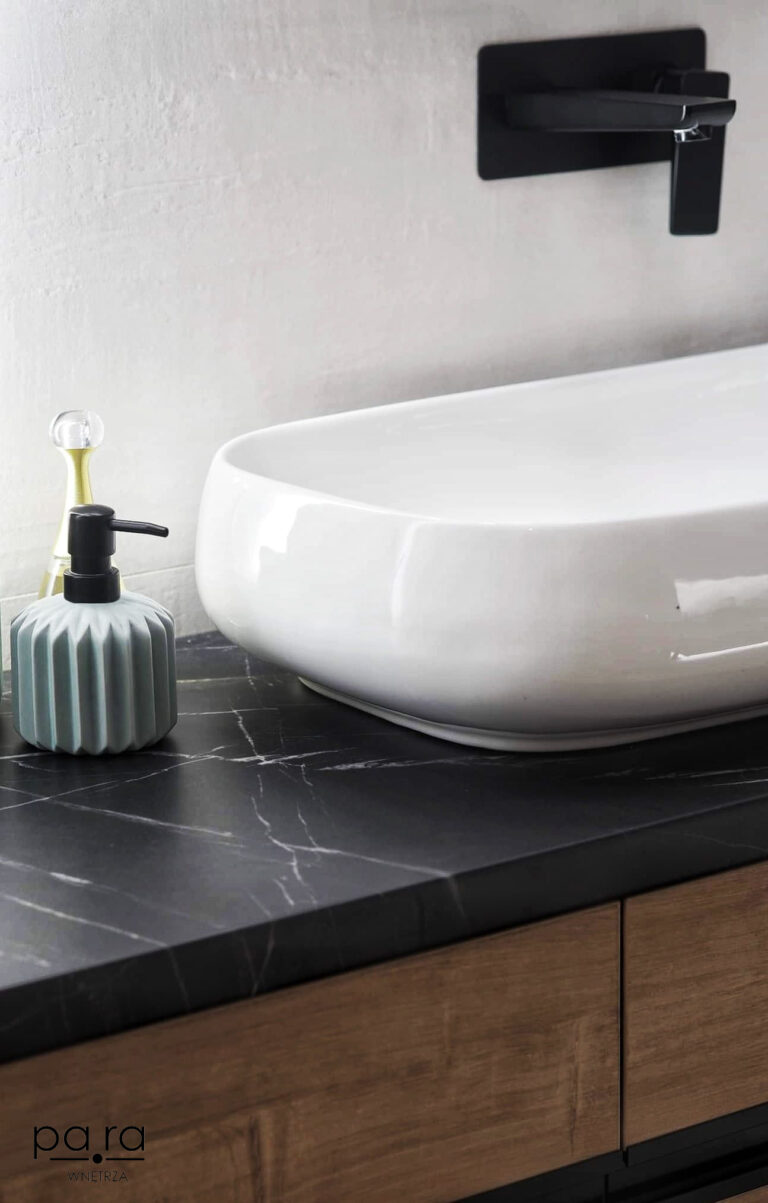 WINTER • ŁAZIENKA